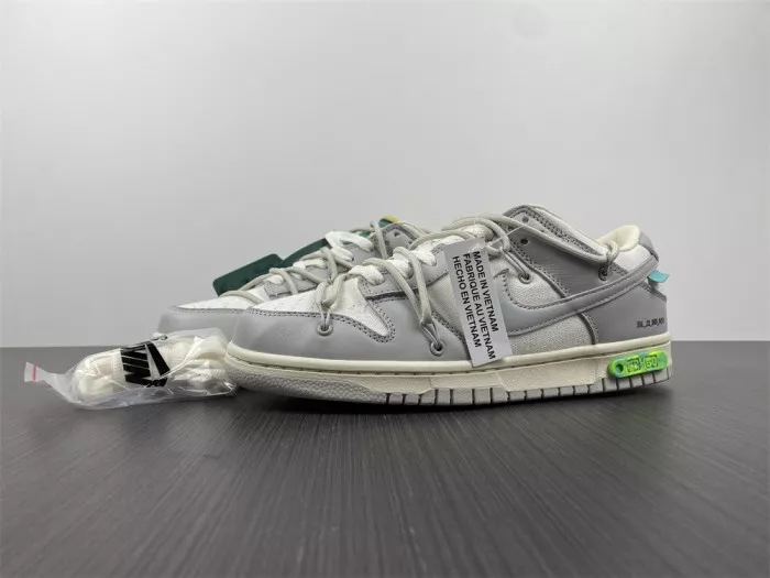 Bmlin Nike Dunk Low Off-White Lot 42 DM1602-117 0118