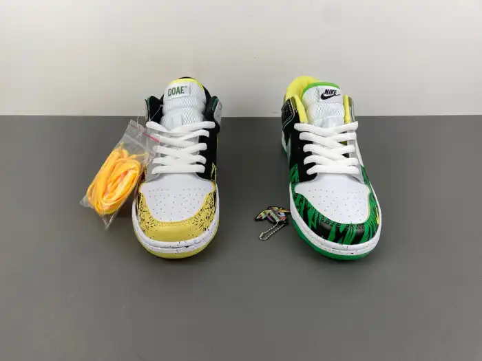 Boostmaster lin Nike Dunk Low What the Duck Away University of Oregon PE HV1454-100 0131