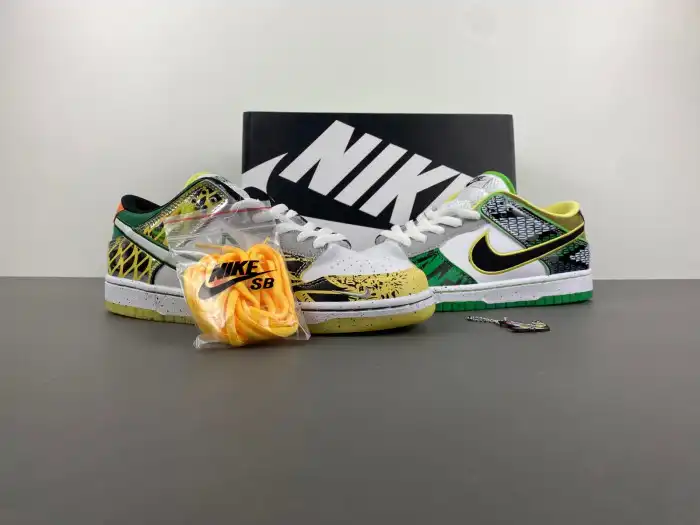 Boostmaster lin Nike Dunk Low What the Duck Away University of Oregon PE HV1454-100 0131