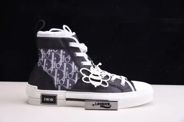 Bmlin shoes DR B23 High Top Oblique Sneaker Black & White 0203