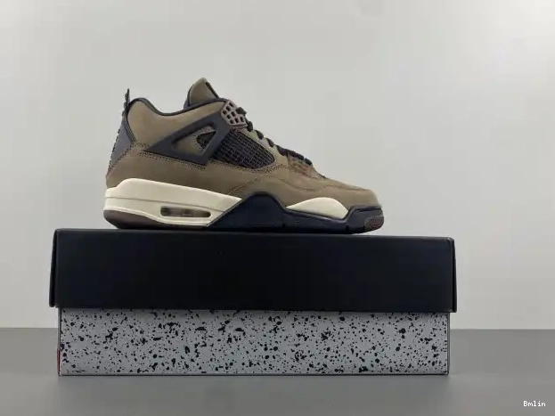 Boostmaster lin AJ4-882335 Air TS 4 Travis Jordan Brown x Scott Retro 0223