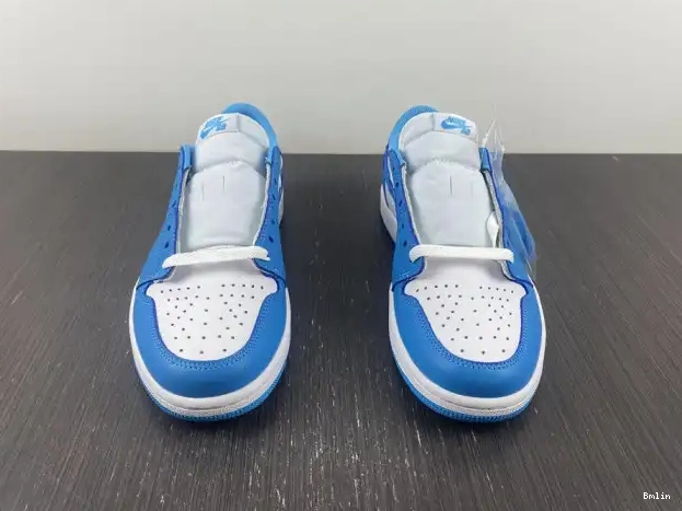 Boostmaster lin Low x Nike 1 Air SB UNC CJ7891-401 Jordan 0221