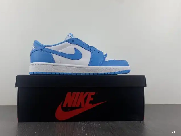 Boostmaster lin Low x Nike 1 Air SB UNC CJ7891-401 Jordan 0221