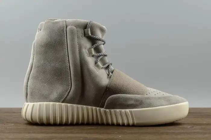 Bmlin Kanye West x adidas Yeezy 750 Boost Grey B35309 0202