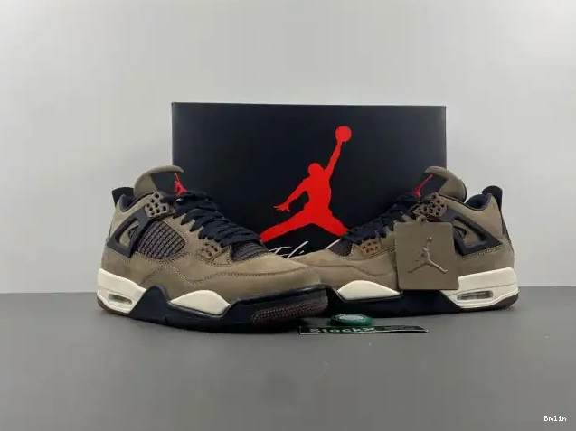 Boostmaster lin AJ4-882335 Air TS 4 Travis Jordan Brown x Scott Retro 0223